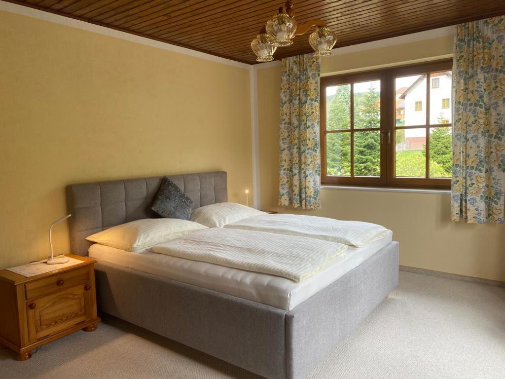 Haus Lindenhofer Apartman Emmersdorf an der Donau Szoba fotó